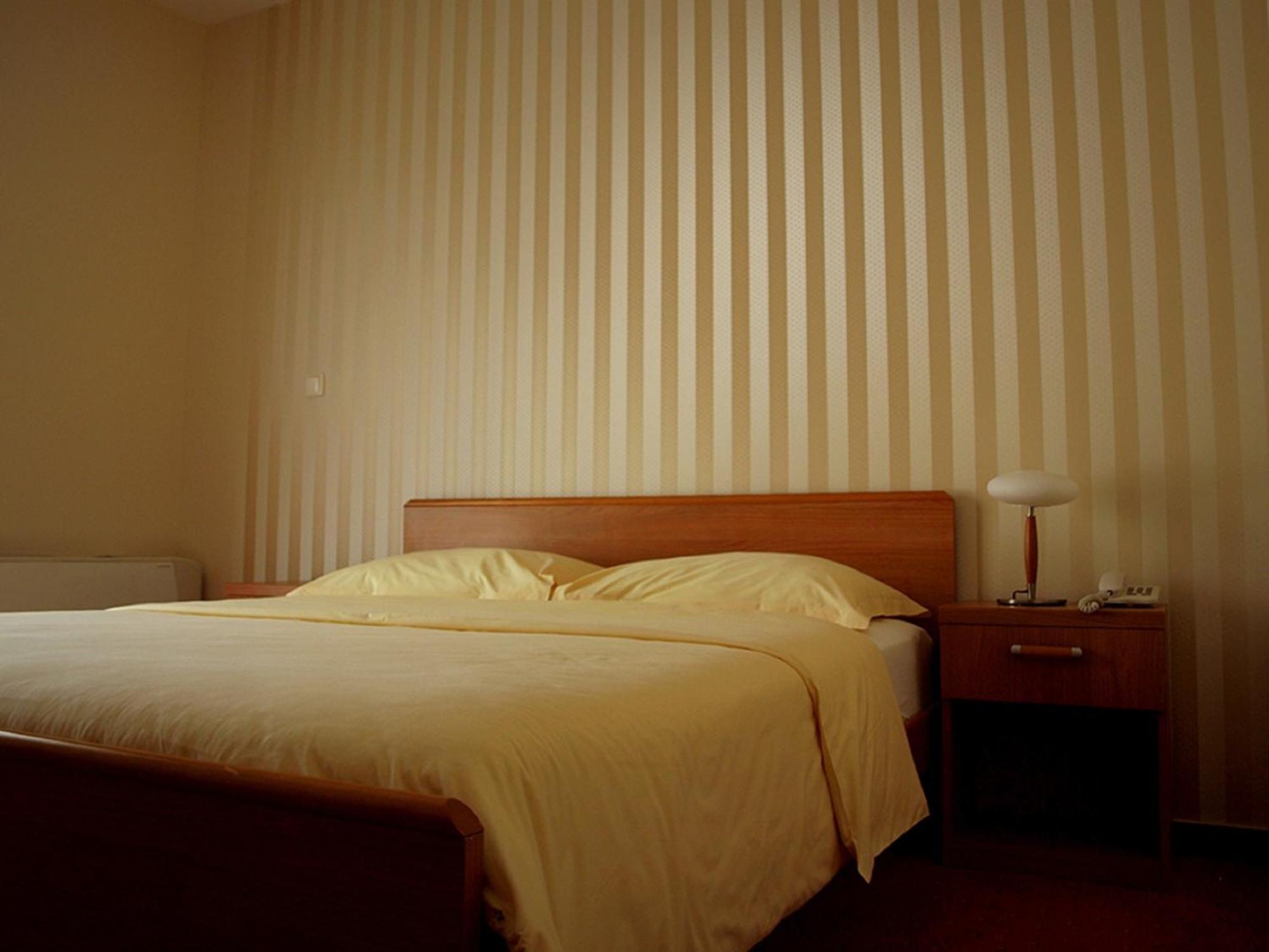 Hotel Neva Podstrana Pokoj fotografie